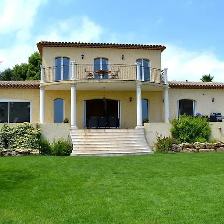 Grasse Vue Exceptionnelle 8p Piscine Interieure